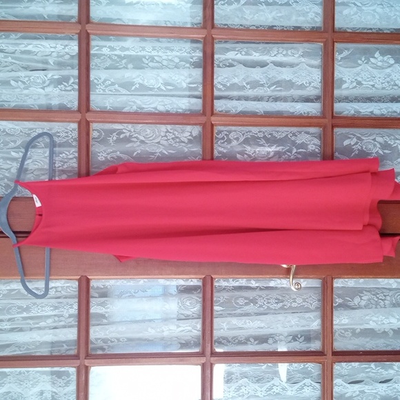Dresses & Skirts - Wilfred coral dress size small